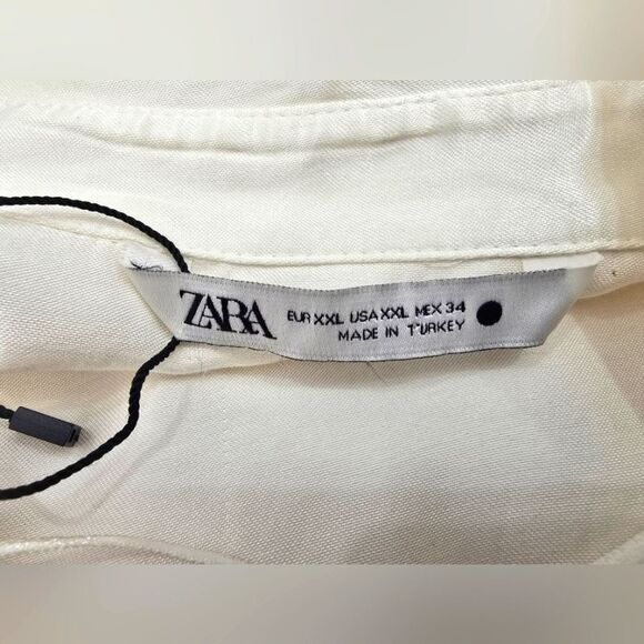 Elegant White Wrap Dress - Picture 6 of 16